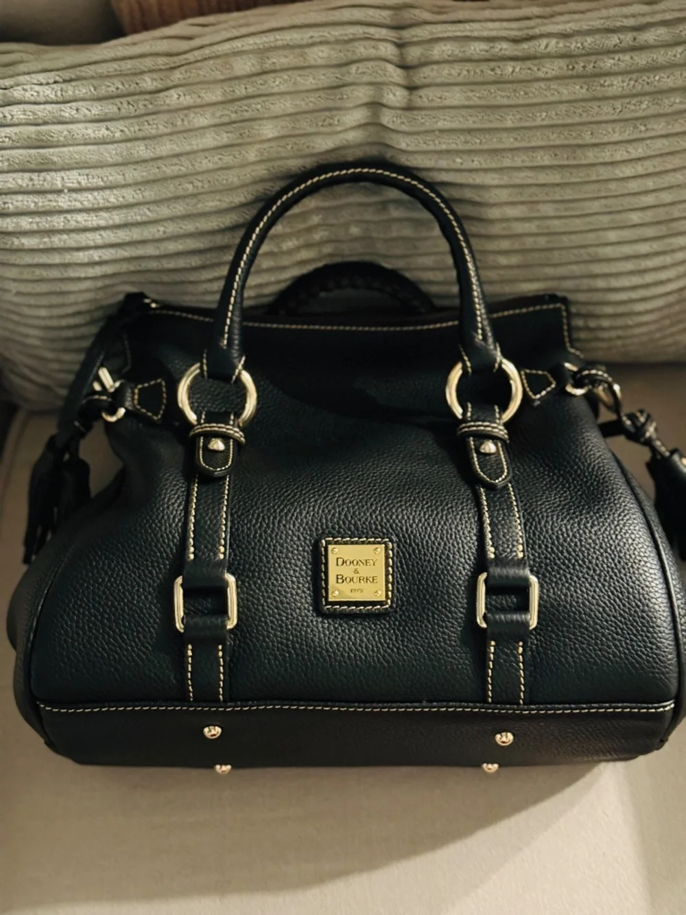 Dooney & Bourke Pebble Grain Satchel Small NWOT